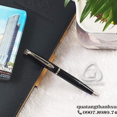 Bút Kim Loại Xoay Đầu Xéo Viền Bạc - BP717BK