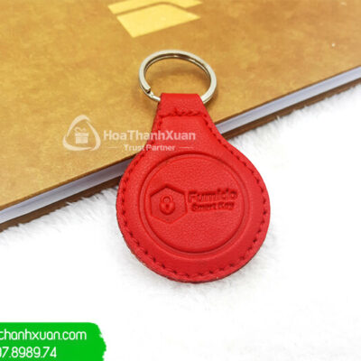 moc chia khoa da giot nuoc dap logo theo yeu cau Móc Chìa Khóa Da Giọt Nước Dập Logo Theo Yêu Cầu