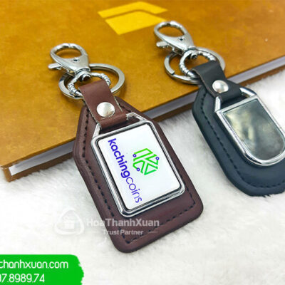 Móc Khóa Da Chữ Nhật Phối Kim Loại Dạng To