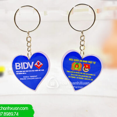 Móc Khóa Keo Không Viền Trái Tim