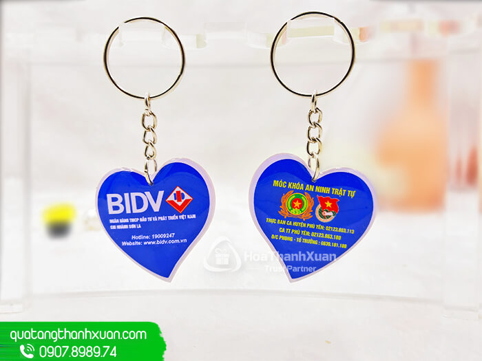 moc khoa keo khong vien trai tim Móc Khóa Keo Không Viền Trái Tim