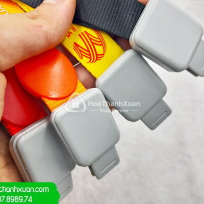 Dây Đeo Thẻ Có YoYo Nhiều Màu Lựa Chọn