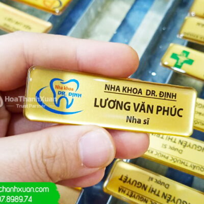 Bảng Tên Nhân Viên Đổ Keo Nha Khoa DR. Định