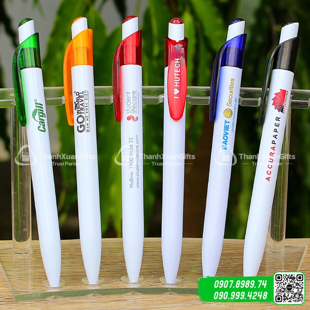 Bút bi nhựa AP-3947